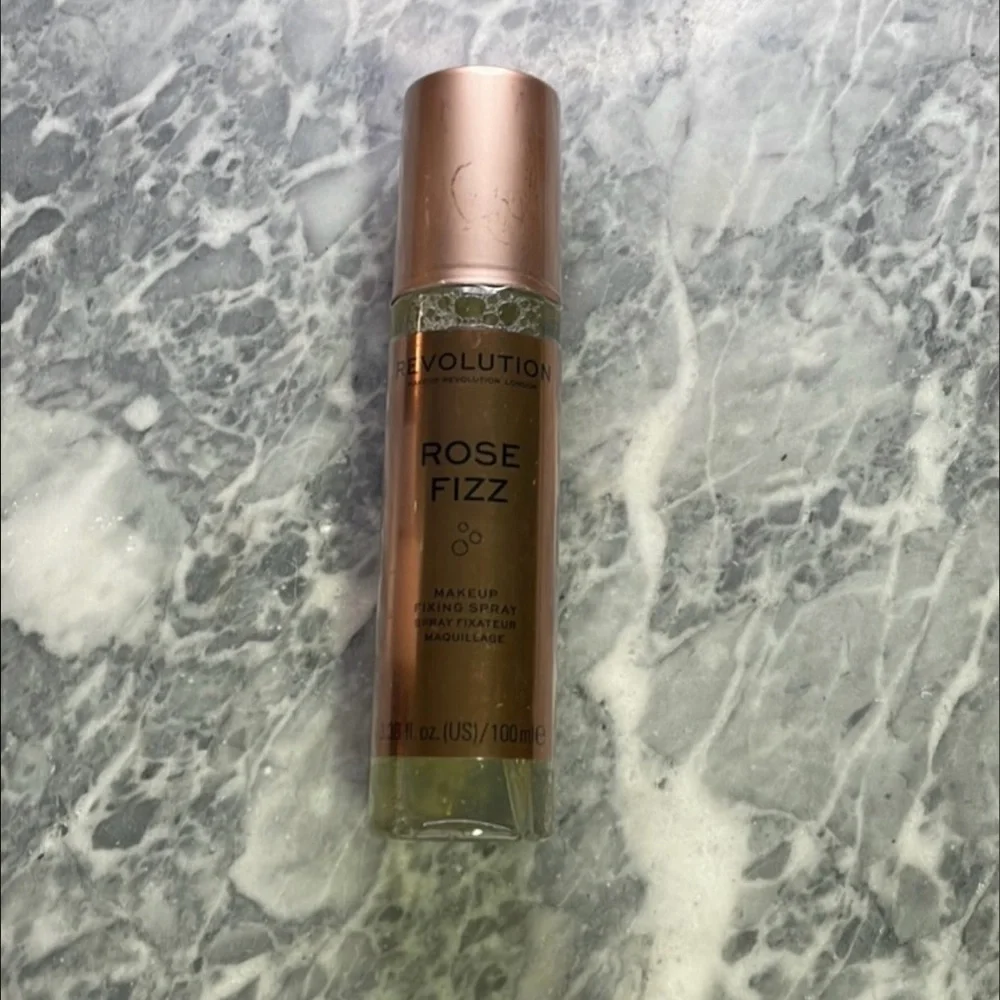 Revolution Rose Fizz Makeup Fixing‎ Spray